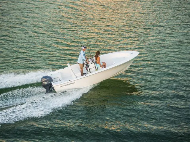 The Image of Sportsman 17' Island Reef 2016 - 1