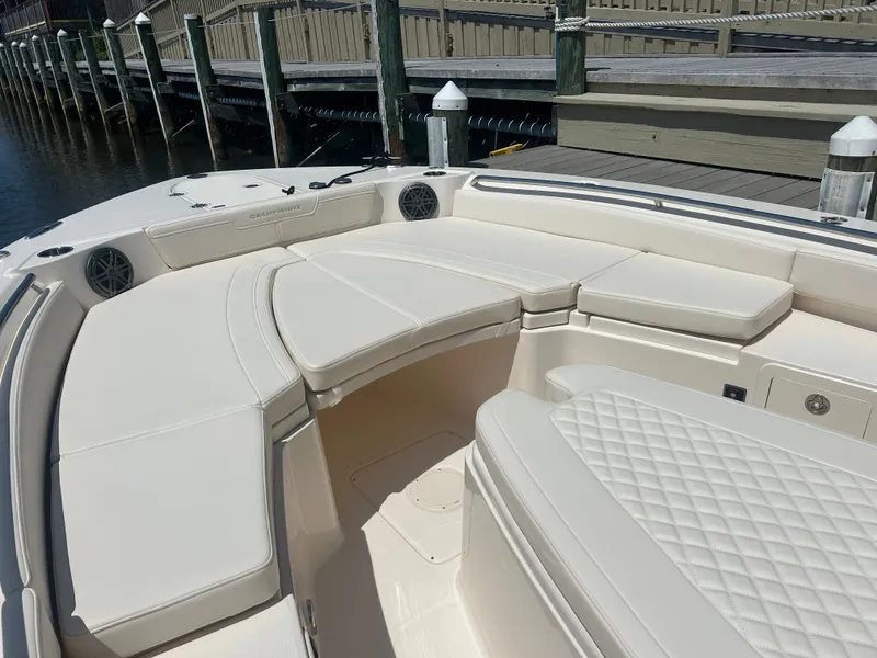 Slide: The Image of Grady-White 281 Coastal Explorer 2026 - 28