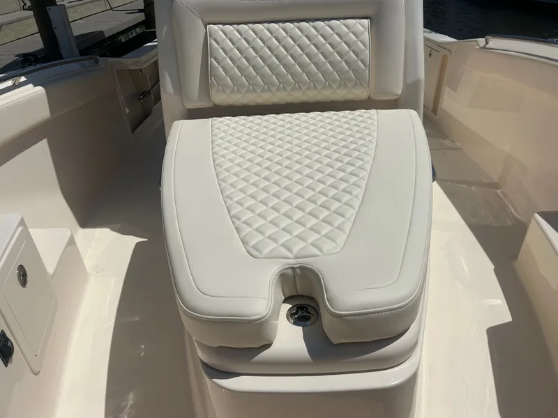 Slide: The Image of Grady-White 281 Coastal Explorer 2026 - 32