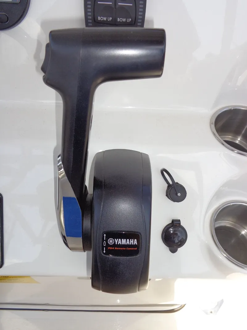 Slide: The Image of Yamaha remote control on Key West 189 FS boat, year 2023. - 19