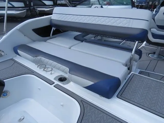 Slide: The Image of Hurricane SunDeck 2410 OB 2022 - 14