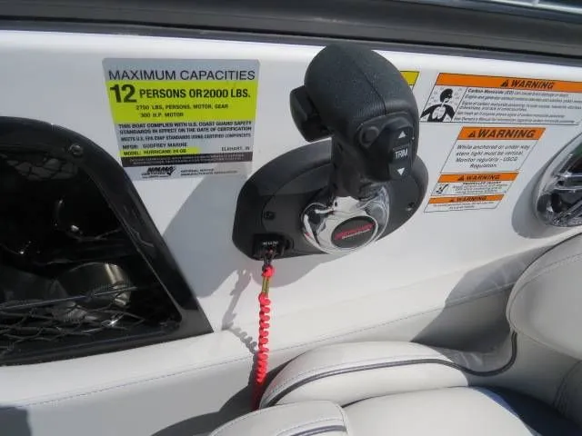 Slide: The Image of Hurricane SunDeck 2410 OB 2022 - 22