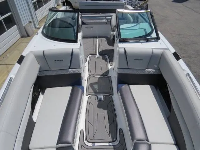 Slide: The Image of Hurricane SunDeck 2410 OB 2022 - 24