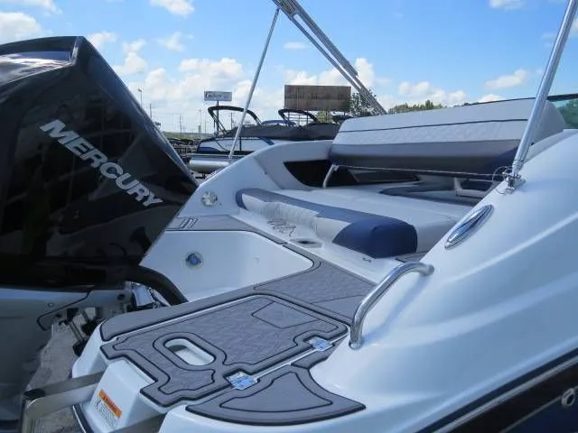 Slide: The Image of Hurricane SunDeck 2410 OB 2022 - 5