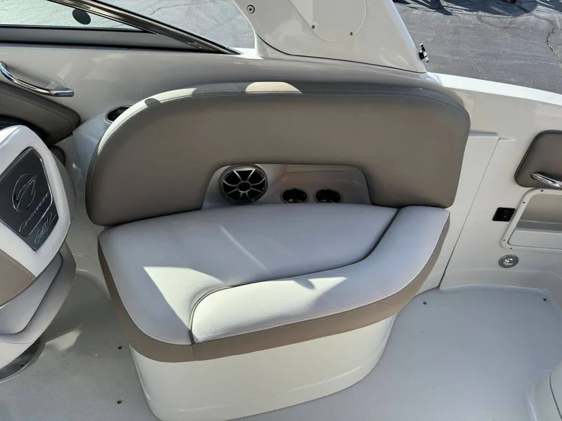 Slide: The Image of Crownline Boats 290 SS 2022 - 10