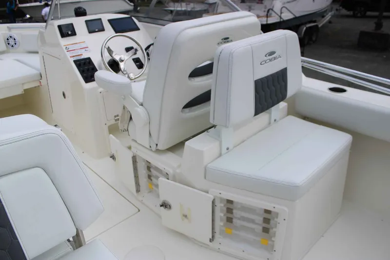 Slide: The Image of Cobia 220 Dual Console 2026 - 14