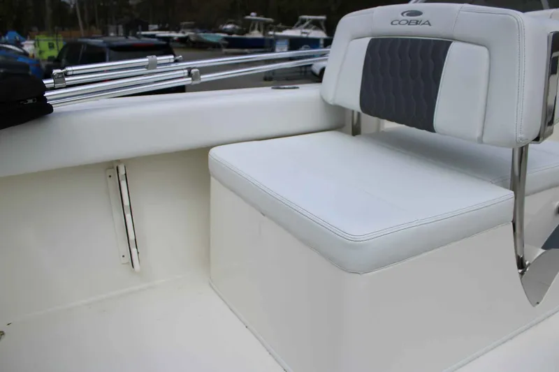 Slide: The Image of Cobia 220 Dual Console 2026 - 15