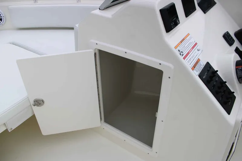 Slide: The Image of Cobia 220 Dual Console 2026 - 23