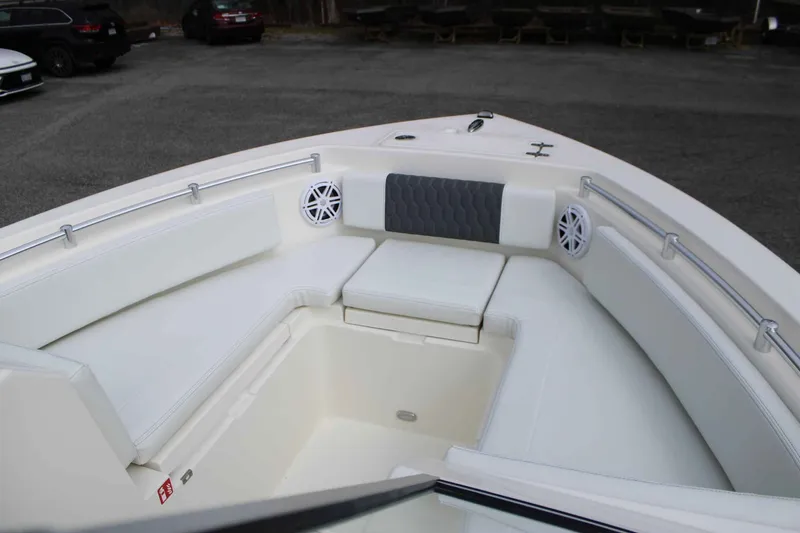 Slide: The Image of Cobia 220 Dual Console 2026 - 31