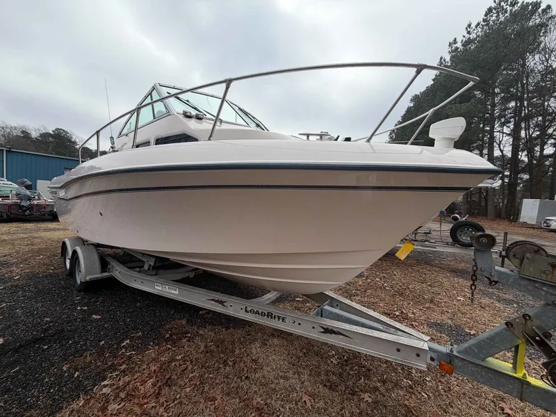 The Image of Grady-White Gulfstream 232 2004 - 1