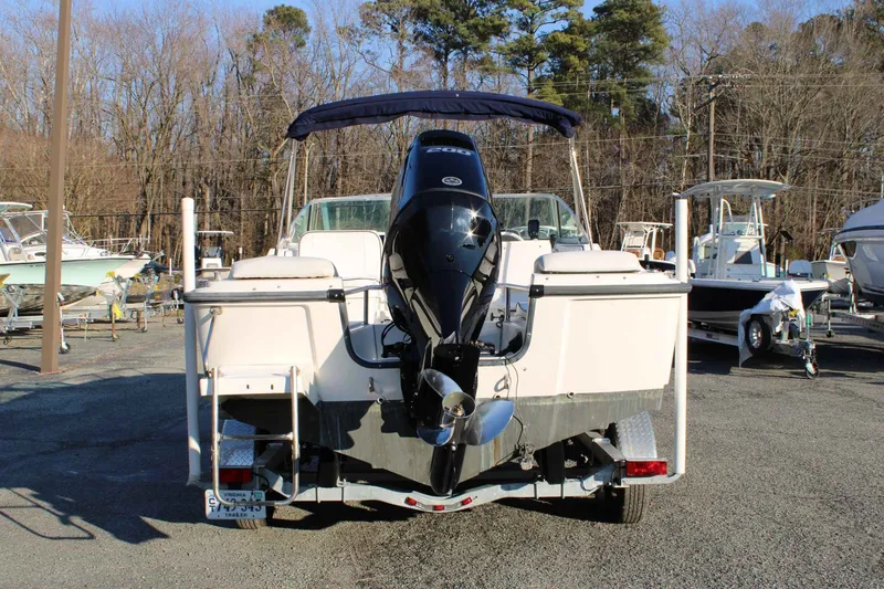Slide: The Image of Boston Whaler Ventura 20 1998 - 4