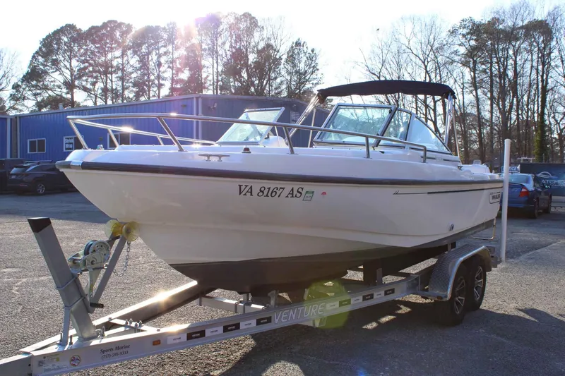 Slide: The Image of Boston Whaler Ventura 20 1998 - 8