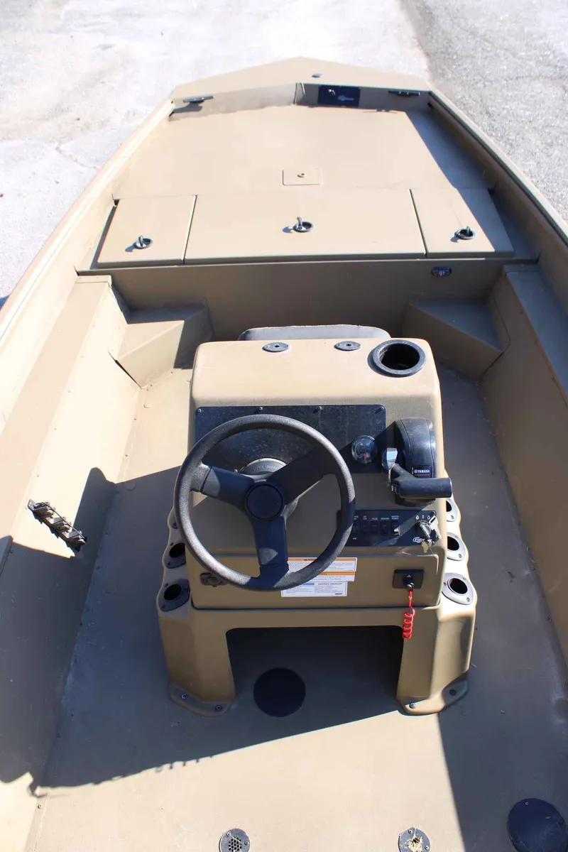 Slide: The Image of G3 Gator Tough 18 CC 2026 - 17