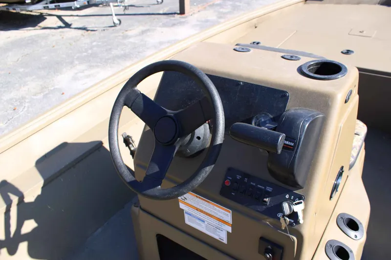 Slide: The Image of G3 Gator Tough 18 CC 2026 - 22
