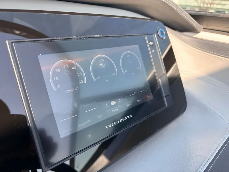 Slide: The Image of Regal LS6 2020 - 17