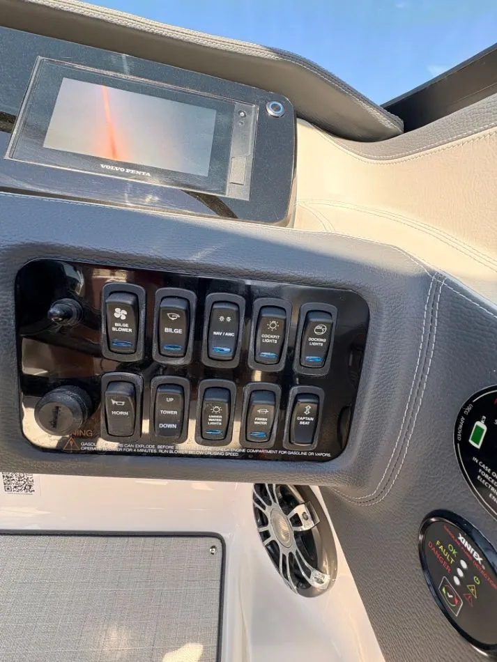 Slide: The Image of Regal LS6 2020 - 20