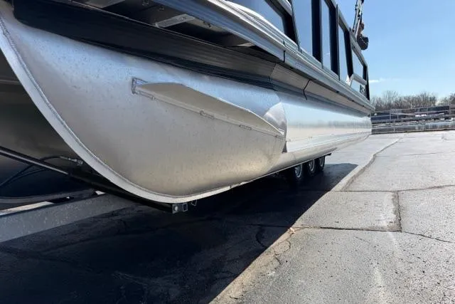 Slide: The Image of Alera M 23Q 2026 - 4