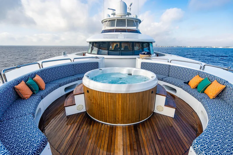 Slide: The Image of Luxurious 2005 New Zealand Yachts 115 Wave Piercer with jacuzzi and ocean view. - 14