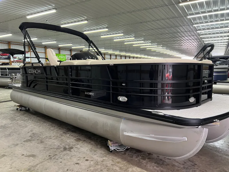 The Image of Coach Pontoons 243 RFC 3-SERIES TRITOON 2022 - 0