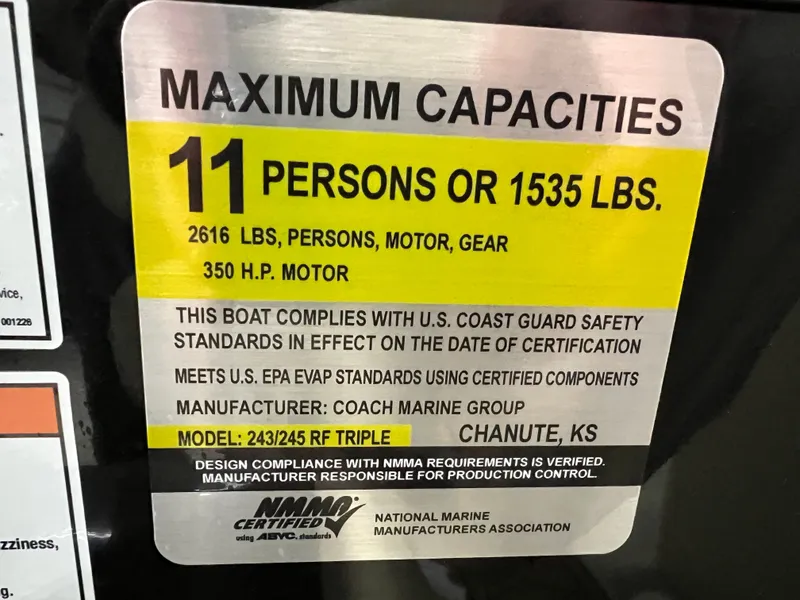 Slide: The Image of Coach Pontoons 243 RFC 3-SERIES TRITOON 2022 - 26