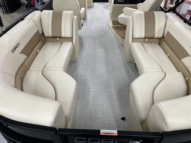Slide: The Image of Coach Pontoons 243 RFC 3-SERIES TRITOON 2022 - 28