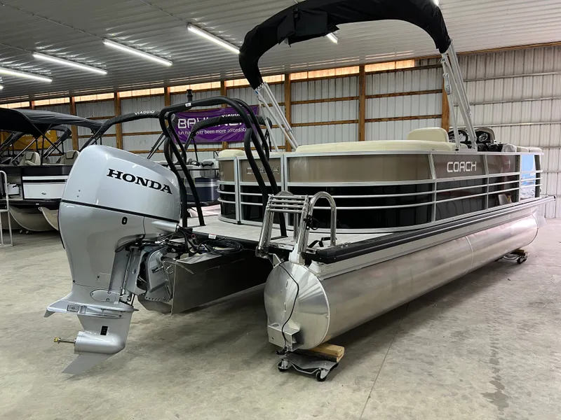 Slide: The Image of Coach Pontoons 221 RFC 1-SERIES SPORTTOON 2022 - 2