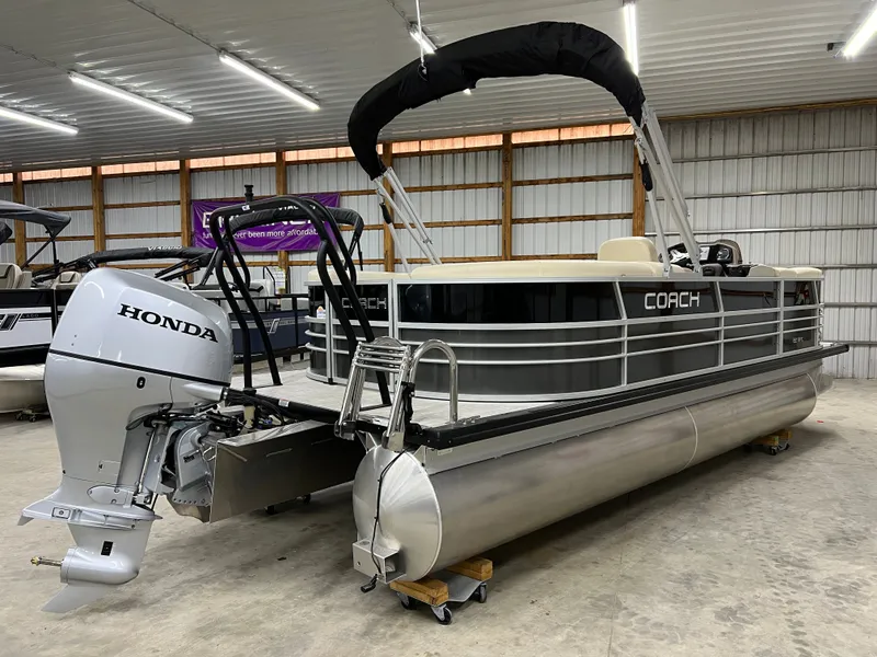 Slide: The Image of Coach Pontoons 221 RFC 1-SERIES SPORTTOON 2022 - 2