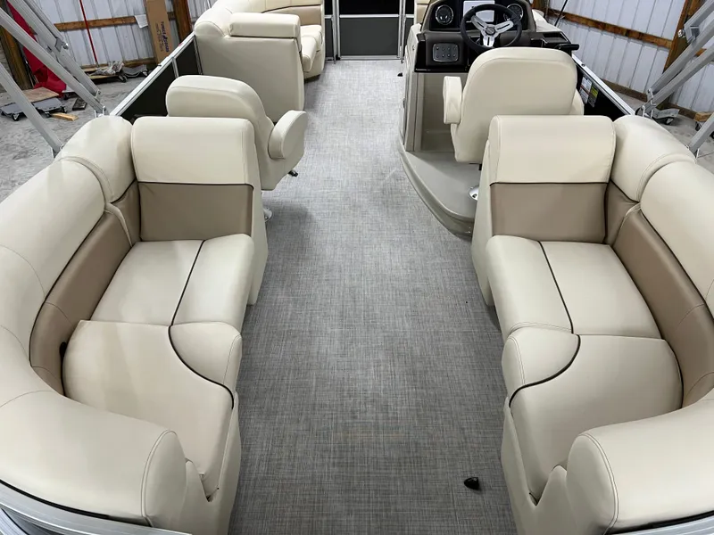 Slide: The Image of Coach Pontoons 221 RFC 1-SERIES SPORTTOON 2022 - 24