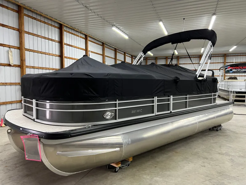Slide: The Image of Coach Pontoons 221 RFC 1-SERIES SPORTTOON 2022 - 35