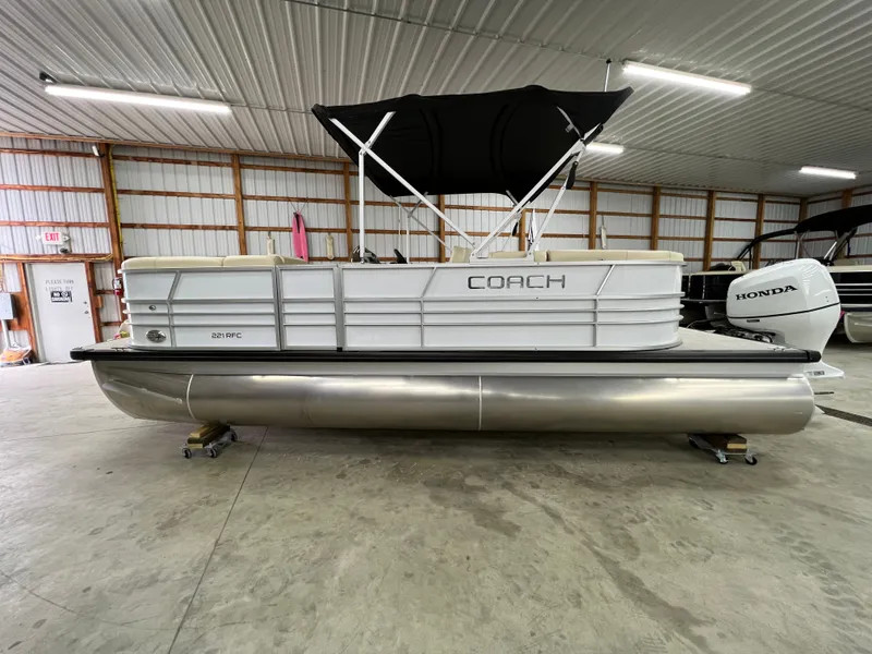 Slide: The Image of Coach Pontoons 221 RFC 1-SERIES SPORTTOON 2022 - 5