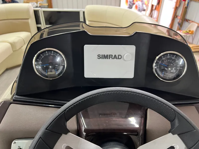 Slide: The Image of Coach Pontoons 221 RFC 1-SERIES SPORTTOON 2022 - 20