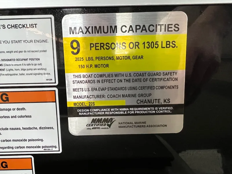 Slide: The Image of Coach Pontoons 221 RFC 1-SERIES SPORTTOON 2022 - 22