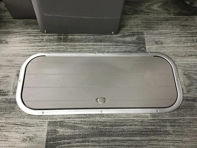 Slide: The Image of Qwest 822 E DS BAR LTZ TT2 2022 - 39