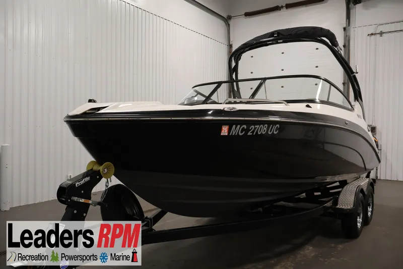 The Image of Yamaha 212 Limited S 2017 - undefined