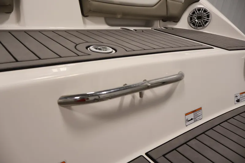 Slide: The Image of 2017 Yamaha Boats 212 Limited S swim platform with stainless steel handle and speaker. - 42