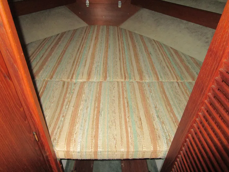 Slide: The Image of V Berth - 12