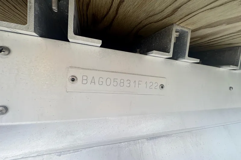 Slide: The Image of Hull identification number on 2022 Bentley Pontoons 220 Navigator boat. - 14