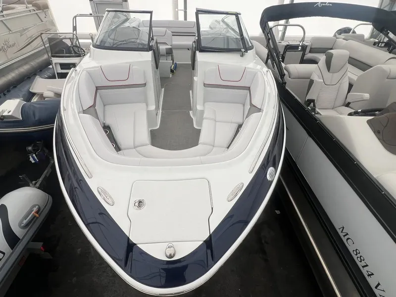 Slide: The Image of Formula 240 Bowrider 2015 - 7