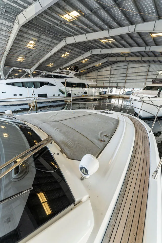 Slide: The Image of Azimut 43 2007 - 47