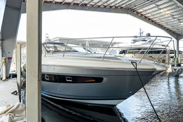 Slide: The Image of Azimut 43 2007 - 42