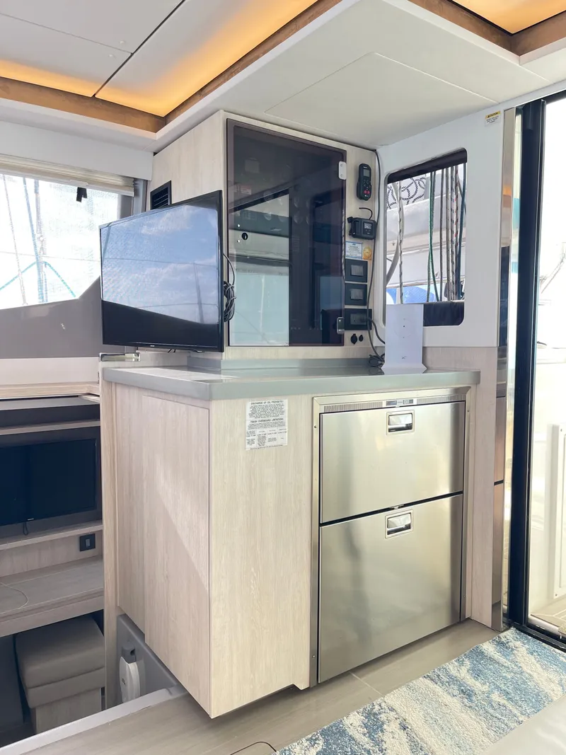 Slide: The Image of Interior of a 2021 Leopard 45 yacht with modern amenities. - 20