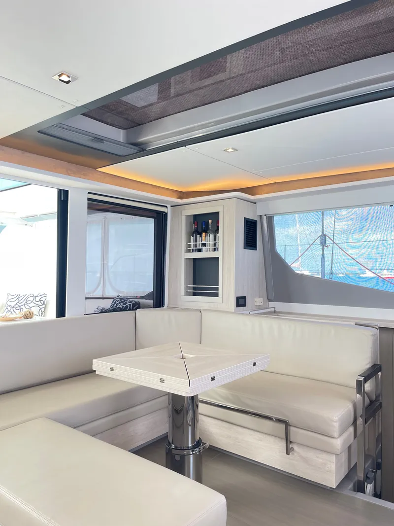 Slide: The Image of Interior of a Leopard 45 yacht, modern design, 2021 model. - 23