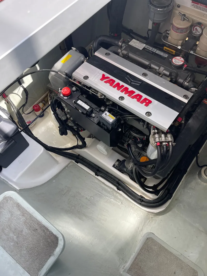 Slide: The Image of Yanmar engine in Leopard 45, 2021 model, neatly installed. - 45