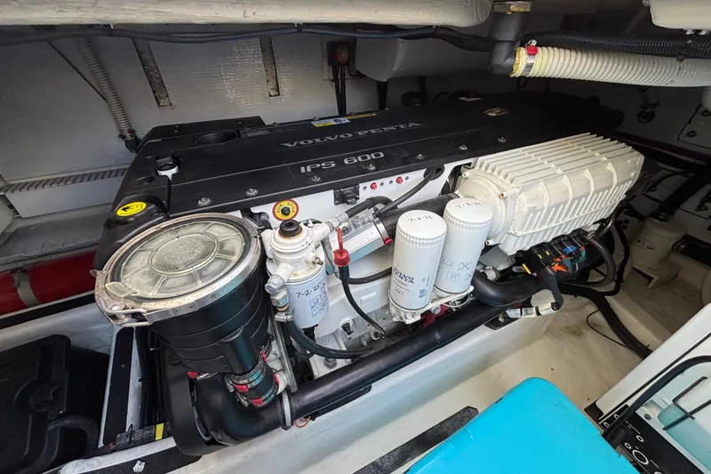 Slide: The Image of Engine compartment of 2019 Sabre 45 Salon Express with Volvo Penta IPS 600 engine. - 47