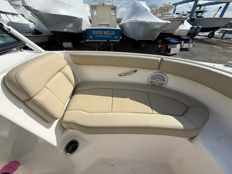 Slide: The Image of Pursuit DC 265 Dual Console 2017 - 25