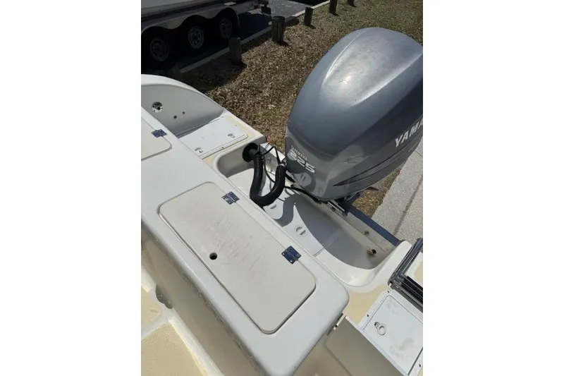 Slide: The Image of 2003 Sea Fox 230 Center Console boat with Yamaha 225 outboard motor. - 21