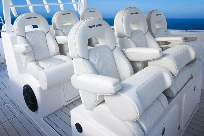 Slide: The Image of Luxurious seating in the 2026 Twin Vee 400 GFX2 CC boat. - 10