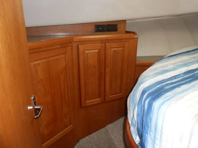 Slide: The Image of 1997 Mainship 350 - Image 11 - 11