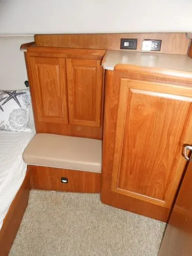 Slide: The Image of 1997 Mainship 350 - Image 14 - 14