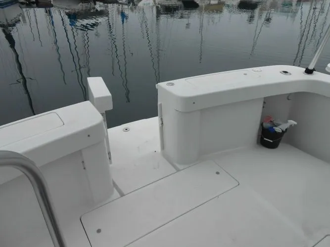 Slide: The Image of 1997 Mainship 350 - Image 17 - 17